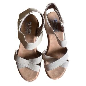 BOBS from Skechers Platform Wedge Sandals Espadrille Memory Foam‎ Beige Size 8